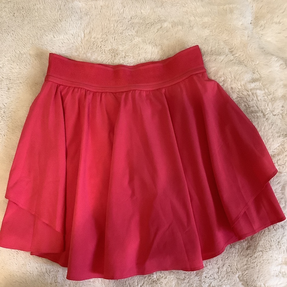 Lululemon Court Rival Skirt *Long in Lip Gloss. Size 4